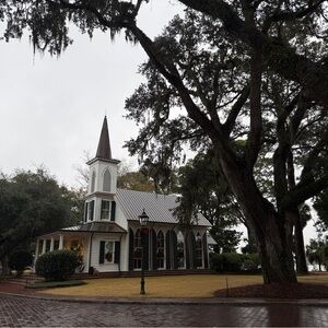 Meet your Posher, Justine